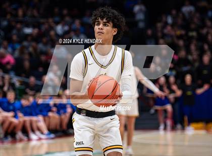Thumbnail 3 in Archbishop Alter vs. Maysville (OHSAA Division II Final) photogallery.