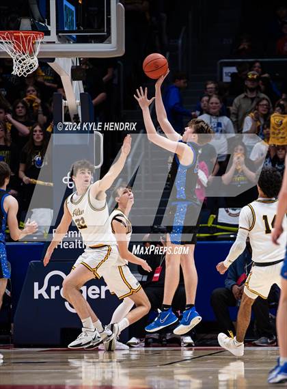 Thumbnail 1 in Archbishop Alter vs. Maysville (OHSAA Division II Final) photogallery.