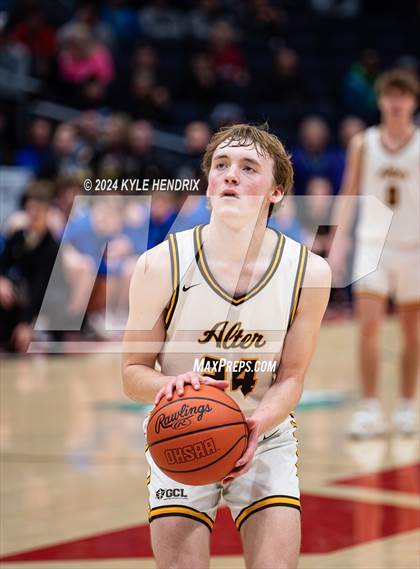 Thumbnail 1 in Archbishop Alter vs. Maysville (OHSAA Division II Final) photogallery.