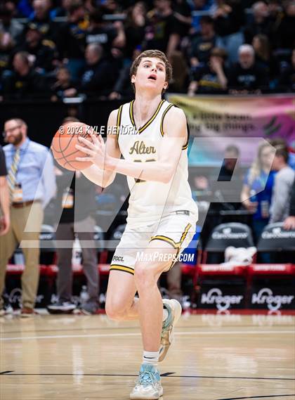 Thumbnail 3 in Archbishop Alter vs. Maysville (OHSAA Division II Final) photogallery.