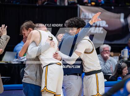 Thumbnail 2 in Archbishop Alter vs. Maysville (OHSAA Division II Final) photogallery.