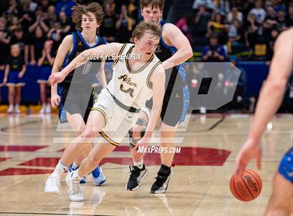 Thumbnail 3 in Archbishop Alter vs. Maysville (OHSAA Division II Final) photogallery.