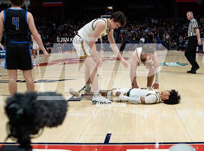 Thumbnail 2 in Archbishop Alter vs. Maysville (OHSAA Division II Final) photogallery.