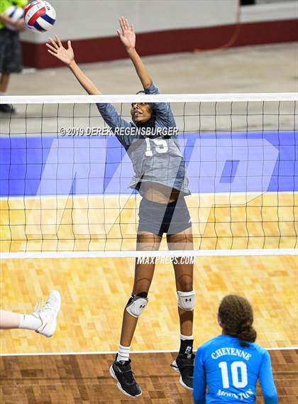 Thumbnail 1 in Palmer Ridge vs Cheyenne Mountain (CHSAA 4A Semifinal) photogallery.