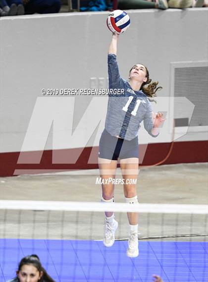Thumbnail 3 in Palmer Ridge vs Cheyenne Mountain (CHSAA 4A Semifinal) photogallery.