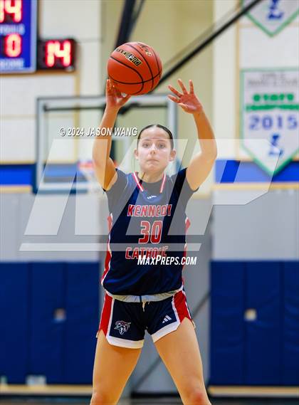 Thumbnail 3 in Kennedy Catholic @ Liberty photogallery.