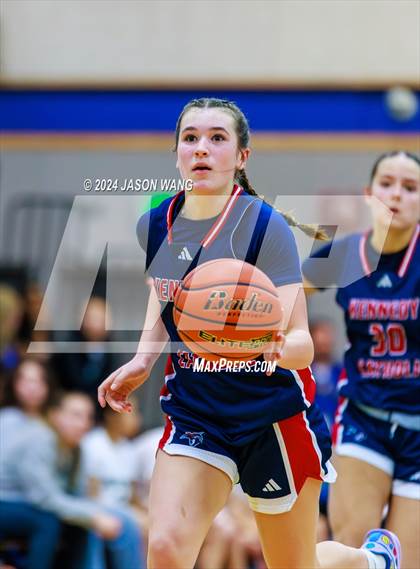 Thumbnail 2 in Kennedy Catholic @ Liberty photogallery.