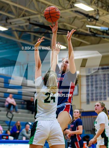 Thumbnail 2 in Kennedy Catholic @ Liberty photogallery.