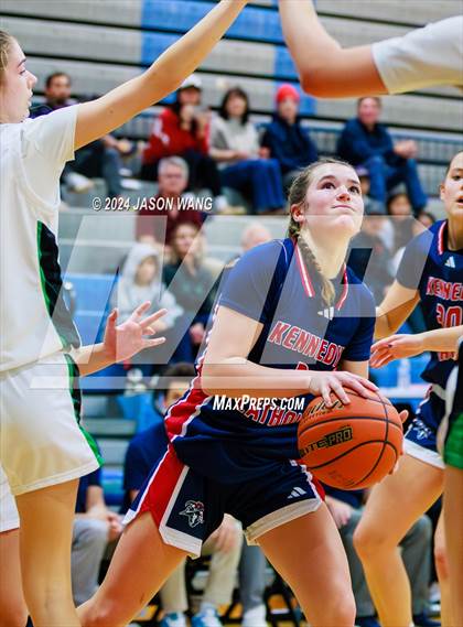 Thumbnail 3 in Kennedy Catholic @ Liberty photogallery.