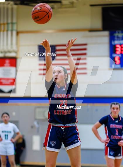 Thumbnail 3 in Kennedy Catholic @ Liberty photogallery.
