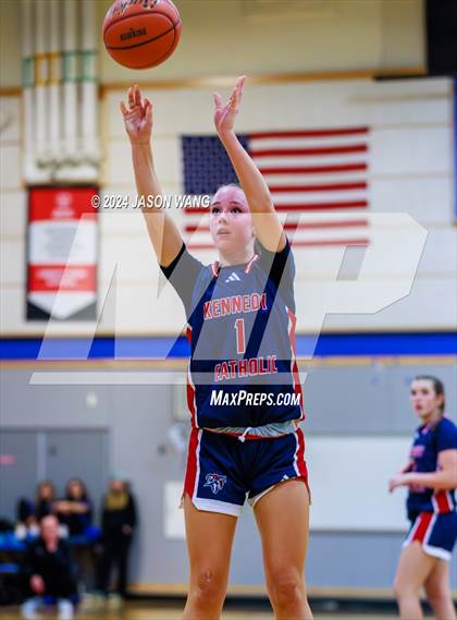 Thumbnail 3 in Kennedy Catholic @ Liberty photogallery.