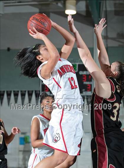 Thumbnail 3 in St. Mary's vs. Clovis West (West Coast Jamboree) photogallery.