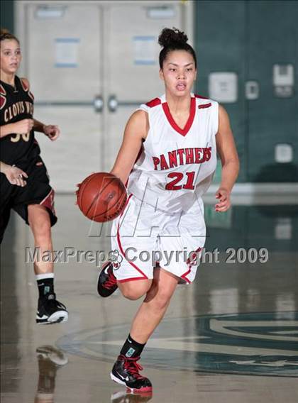 Thumbnail 3 in St. Mary's vs. Clovis West (West Coast Jamboree) photogallery.