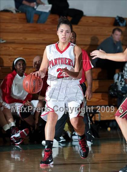 Thumbnail 3 in St. Mary's vs. Clovis West (West Coast Jamboree) photogallery.