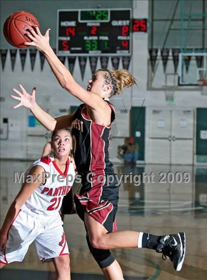 Thumbnail 3 in St. Mary's vs. Clovis West (West Coast Jamboree) photogallery.