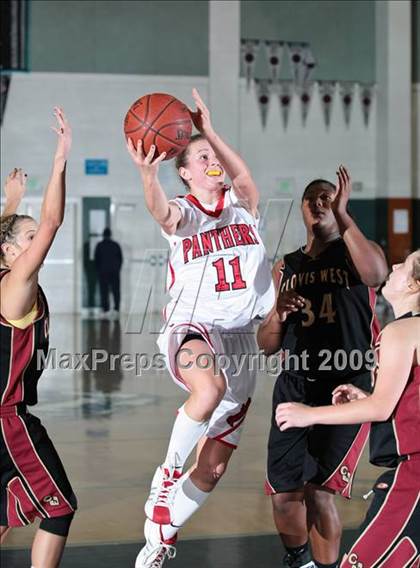 Thumbnail 1 in St. Mary's vs. Clovis West (West Coast Jamboree) photogallery.