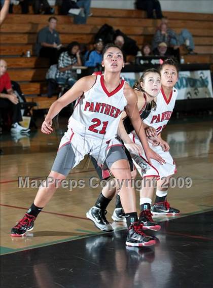 Thumbnail 3 in St. Mary's vs. Clovis West (West Coast Jamboree) photogallery.