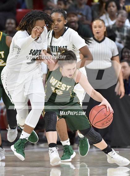 Thumbnail 2 in West Forsyth vs. Southeast Raleigh (NCHSAA 4A Final) photogallery.