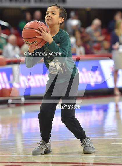 Thumbnail 2 in West Forsyth vs. Southeast Raleigh (NCHSAA 4A Final) photogallery.