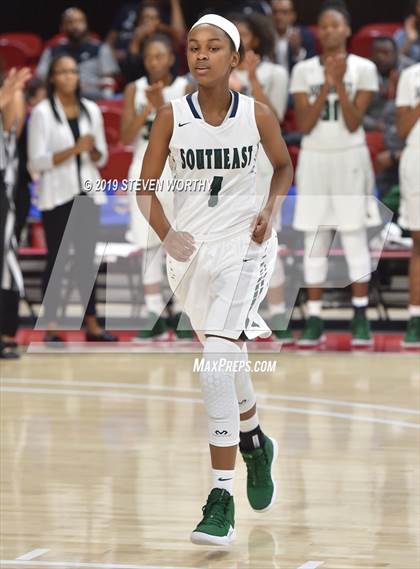 Thumbnail 2 in West Forsyth vs. Southeast Raleigh (NCHSAA 4A Final) photogallery.