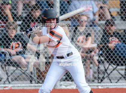 Thumbnail 3 in Schulenburg vs. Three Rivers (UIL 2A Area Playoffs) photogallery.