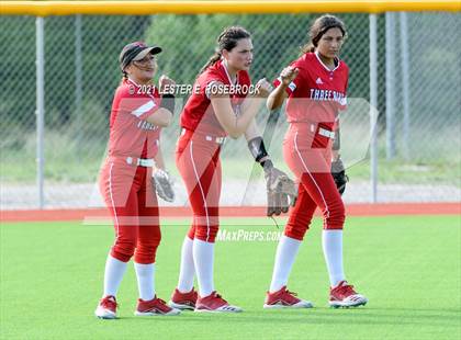 Thumbnail 1 in Schulenburg vs. Three Rivers (UIL 2A Area Playoffs) photogallery.