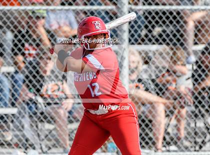 Thumbnail 1 in Schulenburg vs. Three Rivers (UIL 2A Area Playoffs) photogallery.