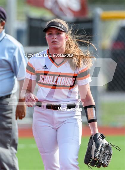 Thumbnail 2 in Schulenburg vs. Three Rivers (UIL 2A Area Playoffs) photogallery.
