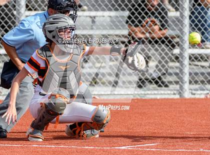 Thumbnail 1 in Schulenburg vs. Three Rivers (UIL 2A Area Playoffs) photogallery.