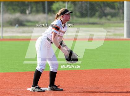Thumbnail 3 in Schulenburg vs. Three Rivers (UIL 2A Area Playoffs) photogallery.