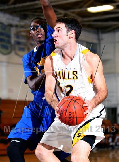 Thumbnail 3 in La Mirada vs. Sunny Hills (Blue Pride Classic) photogallery.