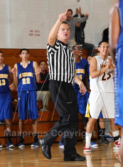 Thumbnail 2 in La Mirada vs. Sunny Hills (Blue Pride Classic) photogallery.