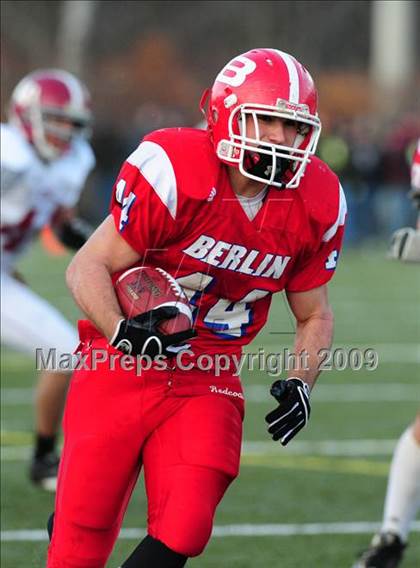 Thumbnail 1 in Berlin vs. Bethel (CIAC Class M Final) photogallery.