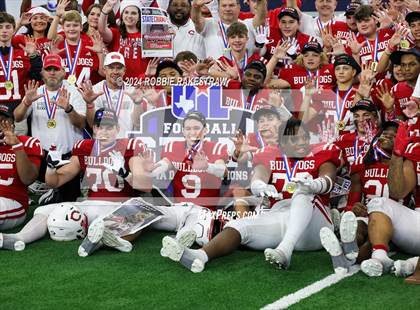 Thumbnail 3 in La Vega vs. Carthage (UIL 4A Division II Football Final Medal Ceremony) photogallery.