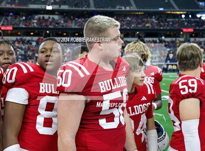 Thumbnail 1 in La Vega vs. Carthage (UIL 4A Division II Football Final Medal Ceremony) photogallery.