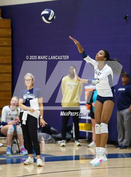 Thumbnail 2 in Southwest Guilford @ Cuthbertson (NCHSAA 7A Round 2) photogallery.