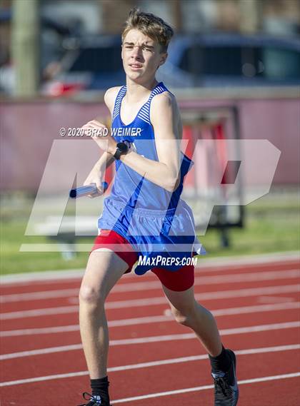 Thumbnail 1 in E.D. White Catholic Relays photogallery.