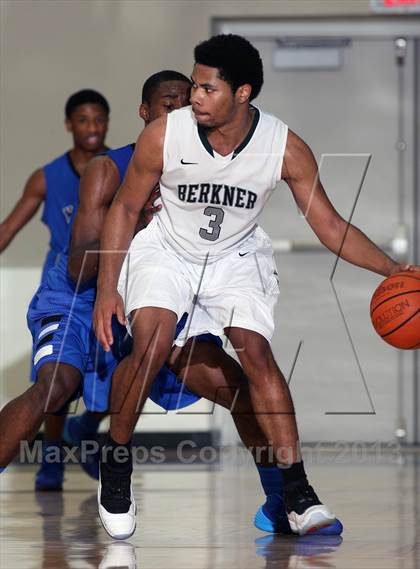 Thumbnail 2 in Berkner [L. V.] vs. North Crowley (McDonald's Texas Invitational) photogallery.