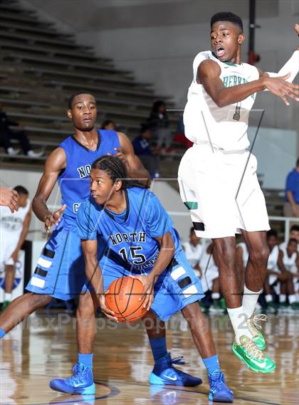 Thumbnail 3 in Berkner [L. V.] vs. North Crowley (McDonald's Texas Invitational) photogallery.
