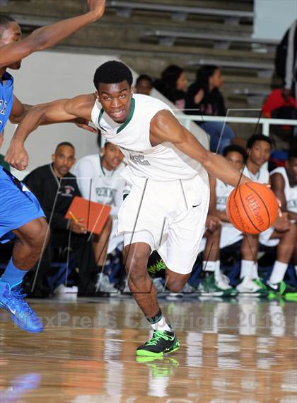 Thumbnail 2 in Berkner [L. V.] vs. North Crowley (McDonald's Texas Invitational) photogallery.