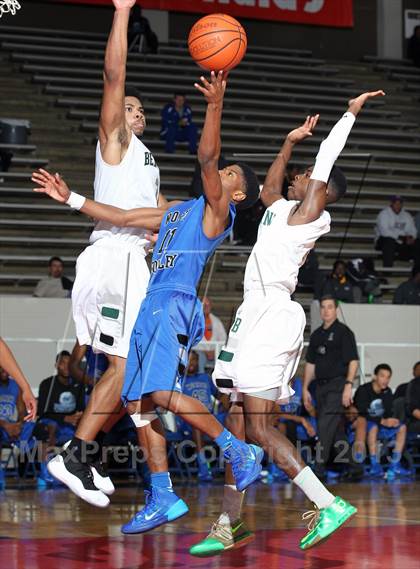 Thumbnail 3 in Berkner [L. V.] vs. North Crowley (McDonald's Texas Invitational) photogallery.