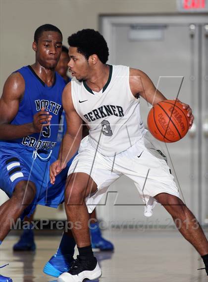Thumbnail 3 in Berkner [L. V.] vs. North Crowley (McDonald's Texas Invitational) photogallery.