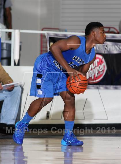 Thumbnail 1 in Berkner [L. V.] vs. North Crowley (McDonald's Texas Invitational) photogallery.