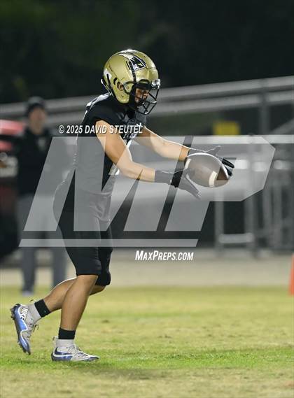 Thumbnail 1 in Vanden @ Pioneer photogallery.