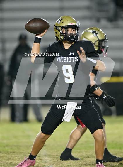 Thumbnail 2 in Vanden @ Pioneer photogallery.