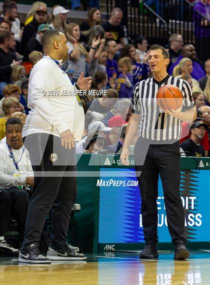 Thumbnail 2 in Concord vs Douglass (MHSAA Division 4 State Final) photogallery.