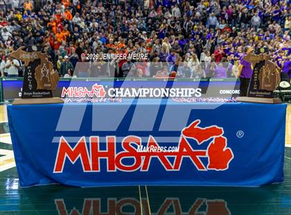 Thumbnail 3 in Concord vs Douglass (MHSAA Division 4 State Final) photogallery.