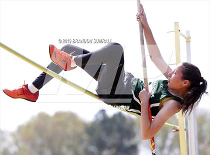 Thumbnail 2 in Scottsboro Invitational (Pole Vault) photogallery.