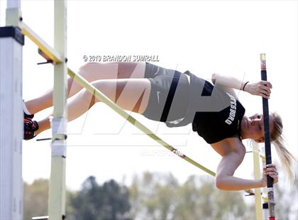 Thumbnail 1 in Scottsboro Invitational (Pole Vault) photogallery.