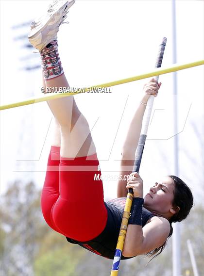 Thumbnail 3 in Scottsboro Invitational (Pole Vault) photogallery.